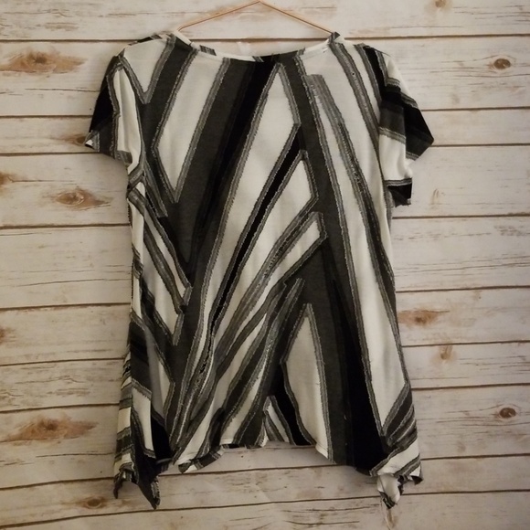 Simply Vera by Vera Wang,short sleeve top - Picture 2 of 5